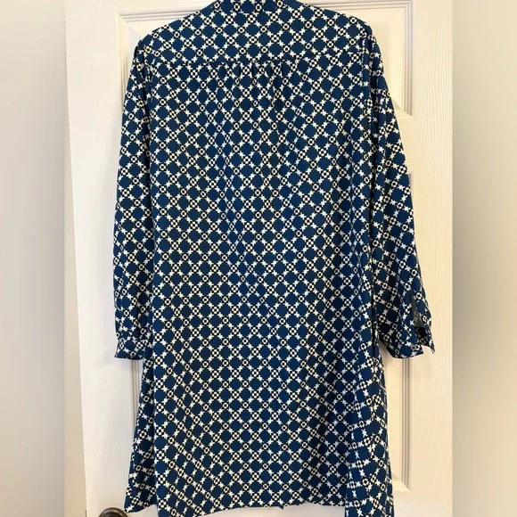 UNTUCKit Blue and White Dress - Picture 5 of 5